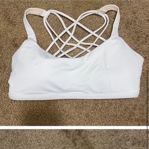 Lululemon free to be sports bra white size 8